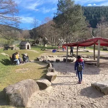 Schwarzwaldausblick - Umweltfreundlich, Pool Und Workation 아파트